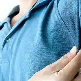 چطوری بوی بد عرق را از بین ببریم